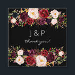 Etiquetas Para Lembrancinhas Borgonha Marsala e Bege Rosado Floral - Preto<br><div class="desc">Envie seus convidados para casa com seus presentes em estilo com etiquetas de agradecimento com monograma floral borgonha marsala e bege rosado. Ótimo para casamentos e festas. Disponível com fundo branco,  preto,  borgonha,  rosa e borgonha escuro. Veja nossa Coleção Burgundy Marsala para mais estilos.</div>