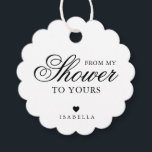 Etiquetas Para Lembrancinhas Chá de Noiva Caligrafia 'Do Meu Chá para o Seu'<br><div class="desc">Etiquetas de chá de noiva com tipografia elegante, apresentando um design simples com a mensagem 'Do Meu Chá para o Seu' em caligrafia preta e fontes serifadas, sobre um fundo branco. Abaixo há um coração e o seu nome. As fontes e cores de fundo podem ser alteradas para qualquer cor...</div>