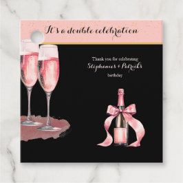 Etiquetas Para Lembrancinhas É um Aniversário Champanhe Preto de Dupla Celebraç