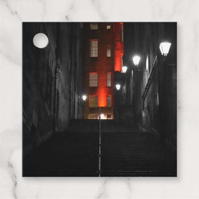 Etiquetas Para Lembrancinhas Gothic Staircase (Frente)