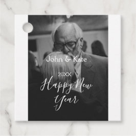 Etiquetas Para Lembrancinhas Happy new year couple photo name year black white 