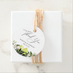 Etiquetas Para Lembrancinhas Marcas de Agradecimento de Casamento Limões Botâni<br><div class="desc">Arranjo elegante de limões botânicos aquarela,  folhas e flores,  marcas de agradecimento de casamento. "obrigado" em gráfico de caligrafia preta chic com linhas para seus nomes e data do evento. A parte de trás da etiqueta apresenta cor azul poeirenta clara sólida.</div>