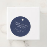 Etiquetas Para Lembrancinhas Marinho Minimalista - Script Azul Personalizado Ob<br><div class="desc">Marinho Moderno Minimalista Costume de Casamento de Script Azul Obrigado Etiquetas Favoráveis</div>