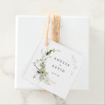 Etiquetas Para Lembrancinhas Nomes Personalizados Elegantes com Verdura Terrosa<br><div class="desc">Completamente personalizável,  este design apresenta uma elegante folhagem que enquadra seus detalhes. Perfeito para qualquer evento lindo. Esta é parte da minha coleção chamada "Folhas Terrosas". Obrigado pelo seu apoio e interesse no(s) meu(s) design(s),  e certifique-se de visitar minha loja para ver mais dos meus designs.</div>