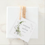 Etiquetas Para Lembrancinhas Nomes Personalizados Elegantes com Verdura Terrosa<br><div class="desc">Completamente personalizável,  este design apresenta uma elegante folhagem que enquadra seus detalhes. Perfeito para qualquer evento lindo. Esta é parte da minha coleção chamada "Folhas Terrosas". Obrigado pelo seu apoio e interesse no(s) meu(s) design(s),  e certifique-se de visitar minha loja para ver mais dos meus designs.</div>