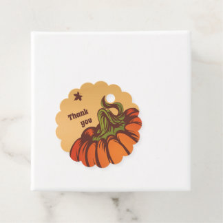 Etiquetas Para Lembrancinhas Solitário de abóbora no campo. As folhas do outono