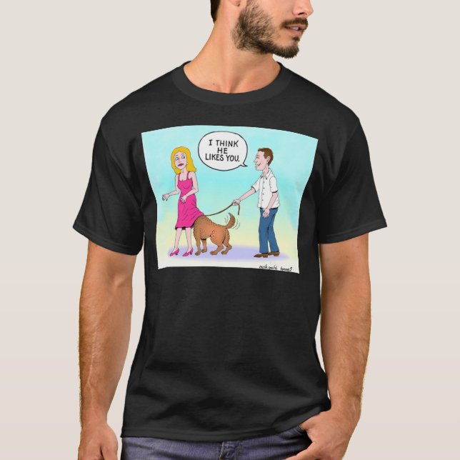 Eu Acho Que Ele Gosta De Sua Camiseta História em  (Frente)