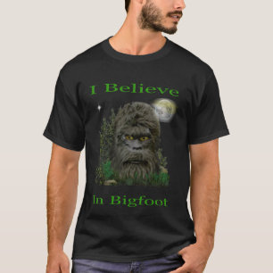 Eu acredito em t-shirts de pés grandes