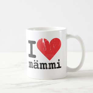 Eu amo a caneca branca clássica de Mämmi