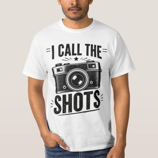 Eu dou as cartas Camiseta Preto com Design Distorc (Frente)