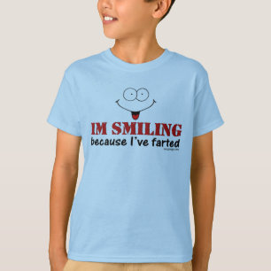 Eu estou sorrindo porque eu estou farto! Camisetas