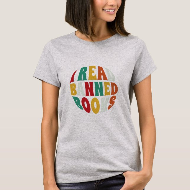 Eu Li Livros Banidos Sobre A Tipografia E A Camisa (Frente)
