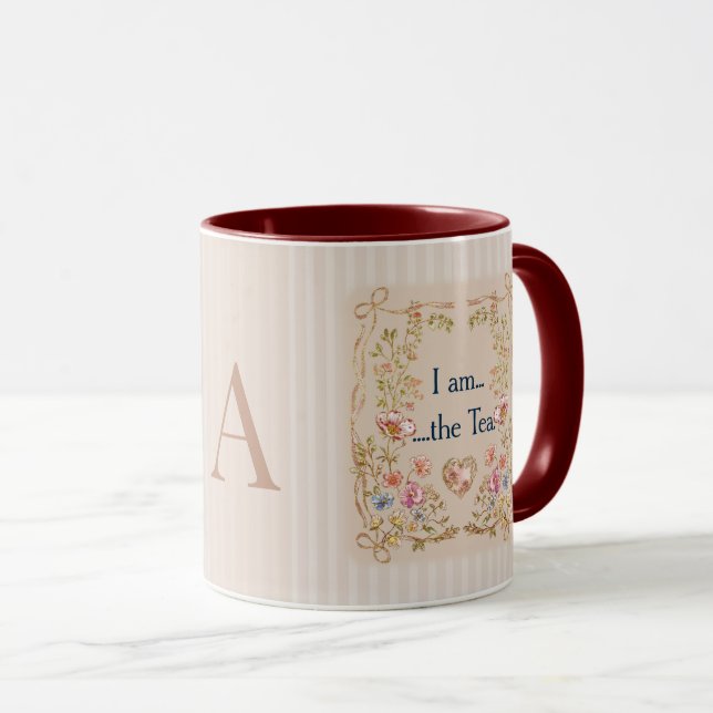 Eu sou a Caneca de Café Inspirada no Chá – Monogra (Frente Esquerda)