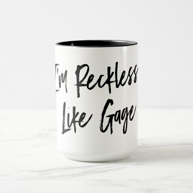 "Eu sou imprudente" como a caneca desproporcionado (Centro)