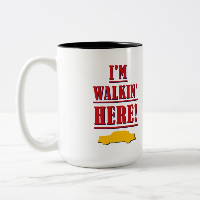 Eu sou Walkin aqui! Caneca italiana/americana (Esquerda)