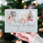Família Moderna 2 Fotos Script Azul Feliz Natal<br><div class="desc">Família Moderna 2 Fotos Roda Feliz Natal Azul Feliz. Basta substituir as duas fotos de exemplo por suas próprias e personalizar com suas saudações e nomes na parte inferior. Feliz Natal está em um roteiro de na moda.</div>