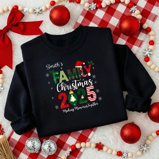 Family Christmas T-shirt 2025 (Criador carregado)