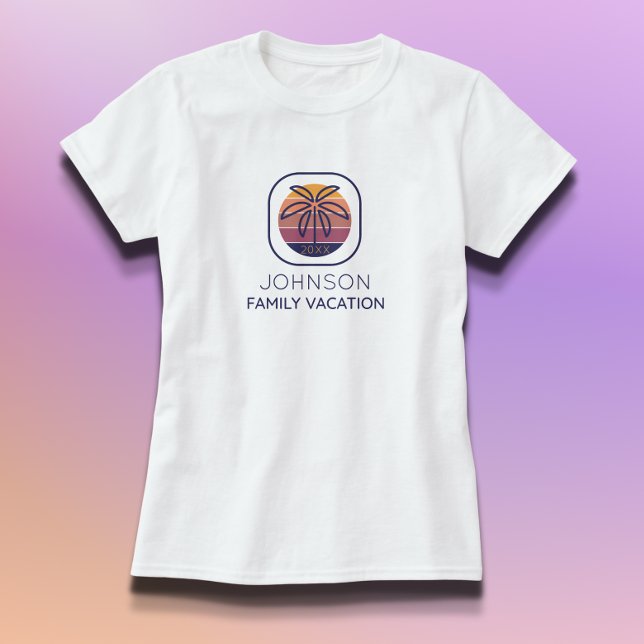 Family Vacation Personalized Palm Tree T-Shirt (Criador carregado)
