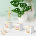Favor Caixa 2x2<br><div class="desc">Caixa de Favoritos Vendida por Estilo de Caixa de Favoritos: As caixas de Favoritos clássicas 2x2x2 são tão exclusivas quanto os seus convidados. Perfeito para casamentos, aniversários, eventos corporativos e muito mais! Impresso em cor de cheio, permitindo que você se coordene perfeitamente com qualquer tema! Dimensões: Impressão a cores de...</div>
