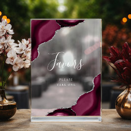 Favor de casamento em burgundy elegante com prata