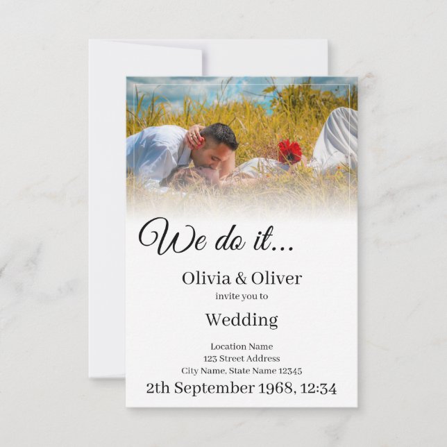 Fazemos isso - beijando Casal num Prado (Frente)