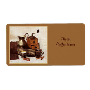 feijões do café com etiqueta do produto do moinh