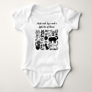 Feita com amor e caos" Engraçada Camiseta Bebê - B