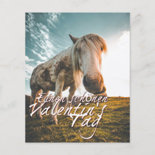 Feliz dia dos namorados com cavalo olhando