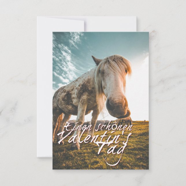 Feliz dia dos namorados com cavalo olhando (Frente)