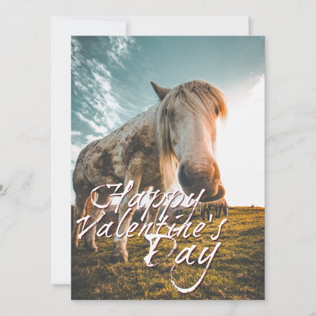 Feliz dia dos namorados com cavalo olhando (Frente)