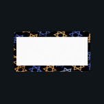 Feliz Hanukkah! Modelo de Etiqueta de Endereço de<br><div class="desc">Feliz Hanukkah! Etiquetas personalizadas são excelente para etiquetas de presentes de feriado, cartões RSVP, correspondências familiares, convites e muito mais! As folhas de 8, 5" x 11" são alimentadas diretamente na impressora a jato de tinta. Compatível com Modelos Avery® Microsoft® Word. Faça o download de modelos: Etiquetas de endereço -...</div>