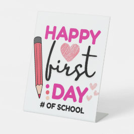 Feliz primeiro dia de escola, corações lindos