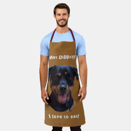 Feliz Rottweiler amoroso da família Apron