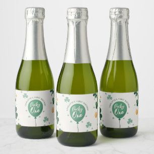 Feliz Um 1º Aniversário Dia de São Patrício Trevo