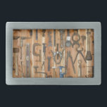 Ferramentas do comércio<br><div class="desc">Um muro de vintage e ferramentas de antigue para muitos negócios.</div>