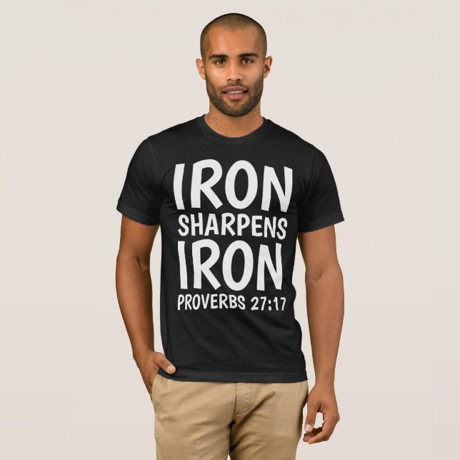 FERRO SHARPENS FERRO PERVÉRBIOS 27:17 t-Shirts (Frente Completa)