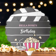 Festa de Aniversário de Noite de Cinema para Menin