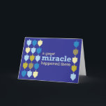 Festividades Cartão de Chanukah da família<br><div class="desc">Um divertimento e um cartão lunático para Chanukah que caracteriza um azul e uma paleta de cores do ouro dos dreidels e de um cumprimento personalizable para dentro. Não vêem que as cores ou para o frasear querem? Eu estou feliz fazer um design com sua escolha das cores e das...</div>