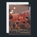 Festividades Cartão de Férias Chag Sameach<br><div class="desc">Feliz Banquete! Celebre as Banquetes de י ה ו nosso Elohim enviando a sua família e amigos um cartão de saudação de Passover Feliz. Adicione seu nome de família ao modelo e ele aparecerá na frente e atrás da placa. As costas têm modelo para a sua mensagem pessoal. Substitua o...</div>