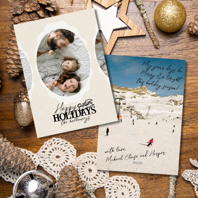 Festividades Cartão de Férias Plano com Foto Oval em Script Ele (Celebrate the season with timeless style using this elegant photo holiday card. )