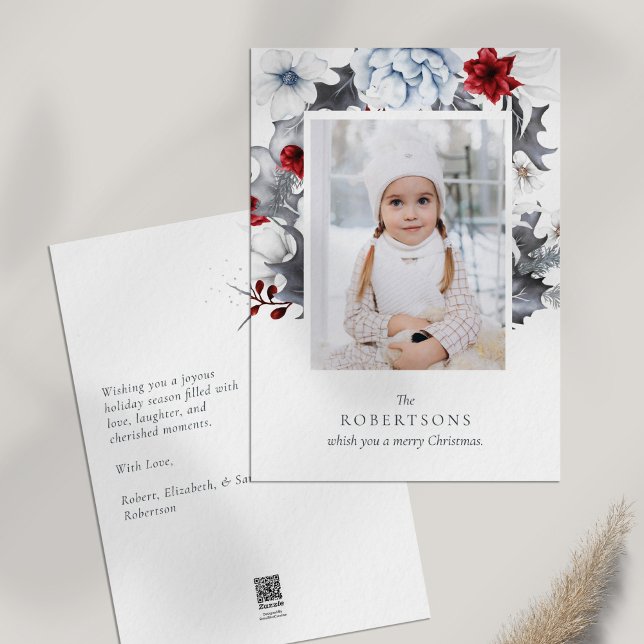 Festividades Cartão de Natal Botânico vermelho e branco (Red and White Botanical Photo Christmas Card on a white table.)