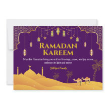 Cartão de Saudação Roxo e Dourado Ramadan Mubarak