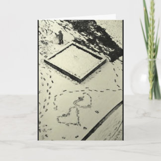 Festividades Cartão do feriado de inverno: "Heartprints na neve