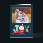 Festividades Joyful Snowman Dobrou o Cartão com fotos de Férias<br><div class="desc">Celebre a temporada com este cartão de feriado moderno e na moda de Berry Berry Sweet. Itens correspondentes e mais opções de design estão disponíveis em nossa loja: www.berryberrysweet.com. A cor de fundo pode ser personalizada online para melhor corresponder à sua foto!</div>