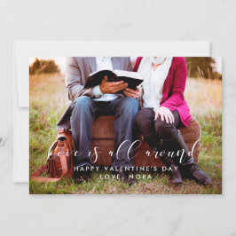 Festividades O amor está em volta do cartão com fotos Dia de os