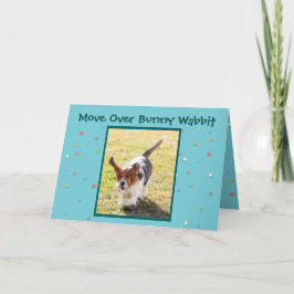 Festividades Páscoa engraçada Basset Hound no cartão de páscoa