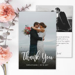 Ficha de Script de Muito Obrigado para casamento M<br><div class="desc">Orçamento Foto de Casamento com Letras Curtas de Manuscrito Escrito Moderno Obrigado Cartão fino de barato baixo de orçamento personalizado. Obrigado de casamento moderno do Na moda, você modelo com uma foto vertical do cheio na frente, com o texto "Obrigado" em uma enorme fonte de script de tipografia (sobreposição) escrita...</div>