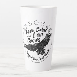 Fique calmo e ame corvos, caneca latina