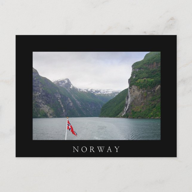 Fjoro Geiranger com cartão postal preto de bandeir (Frente)