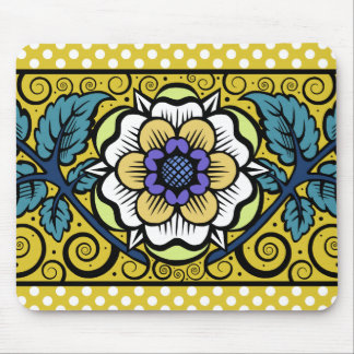 Flor da prímula do verão grande - Mousepad amarelo